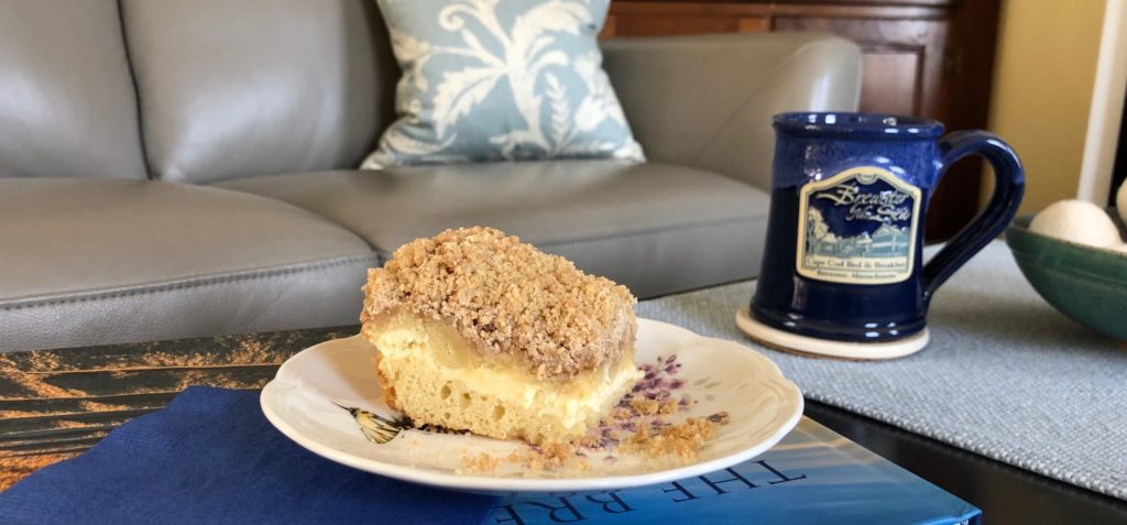 Cream Cheese Crumb Cake