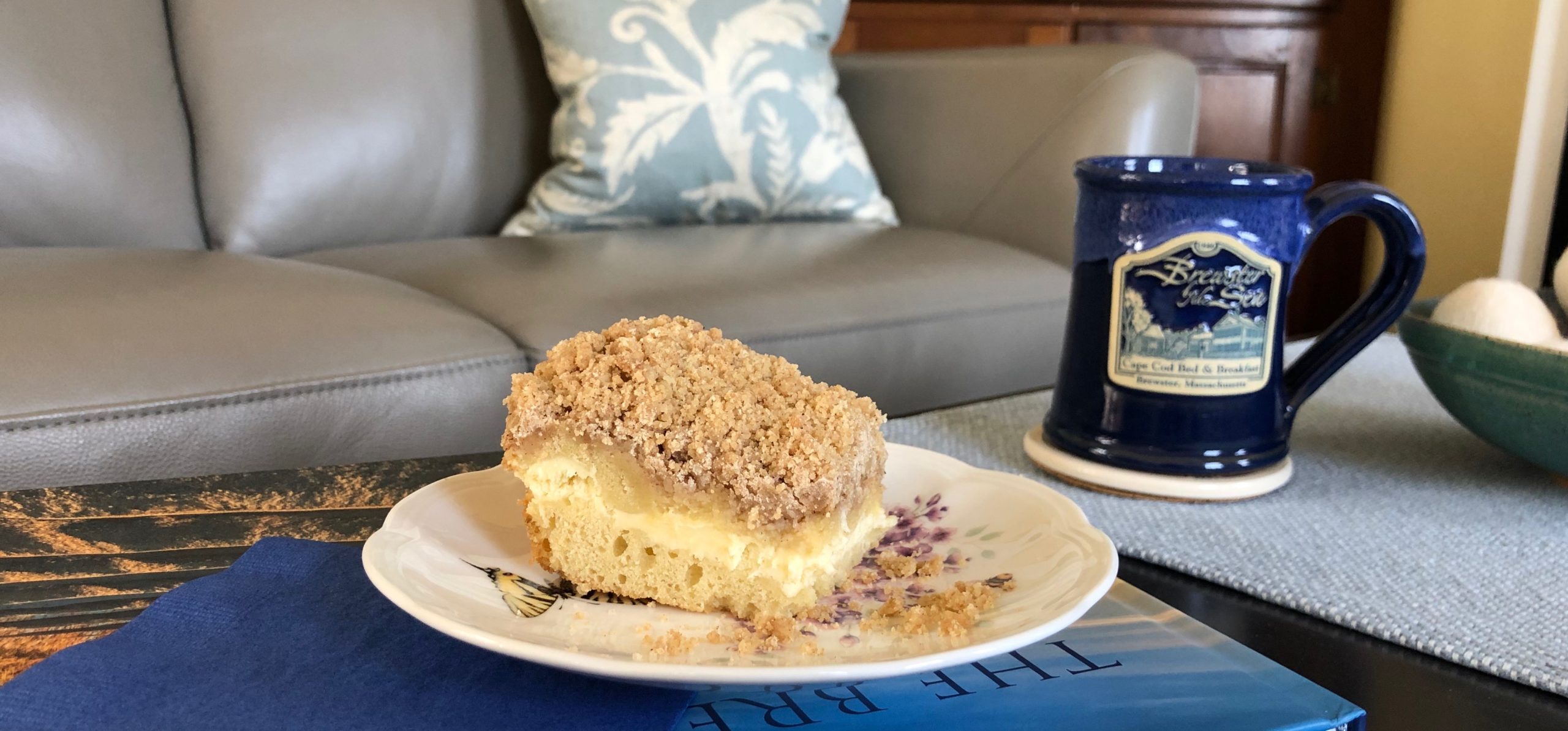 Cream Cheese Crumb Cake Recipe