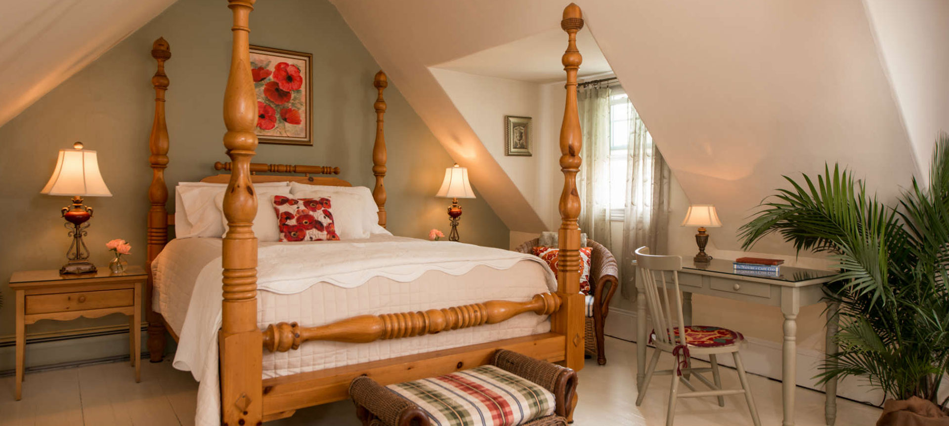 Acorn Room Full Image | Brewster By the Sea Cape Cod B&B | Brewster, MA